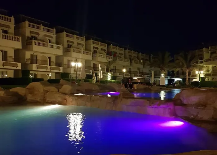 بلاجيو العين السخنه Apartment
